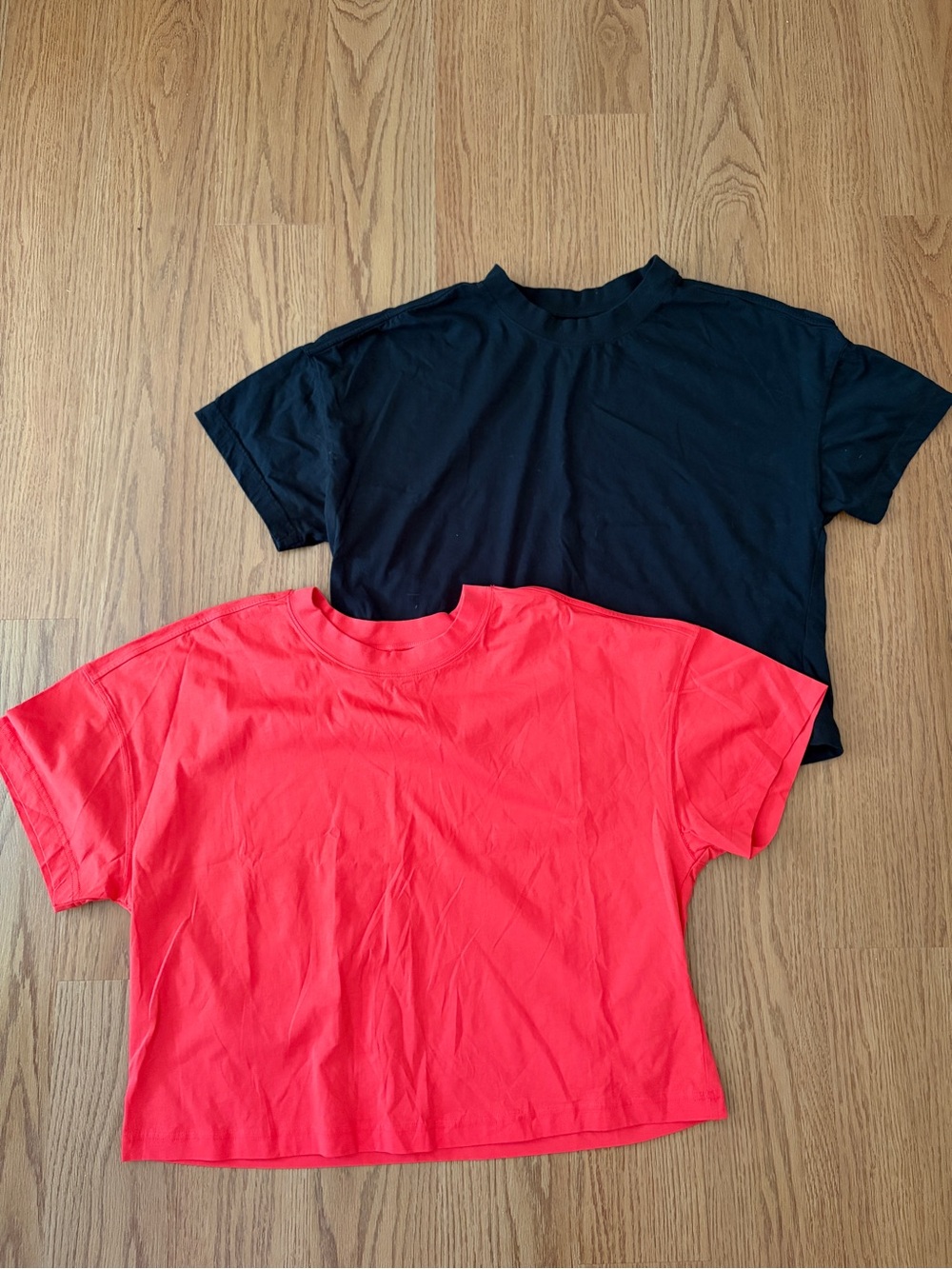 Maeve Short-Sleeve Cropped T-Shirts, size S (lot of 2)